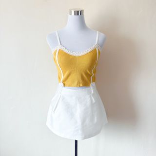 (Category: ) located in . Submitted by rosywardrobe (Listing ID 1463071826, Image 1). Description: .