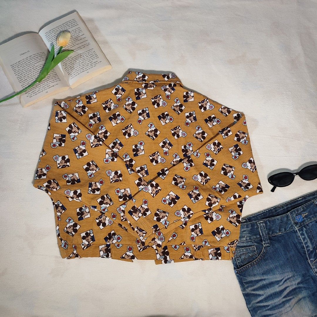 Mustard Yellow Mickey Mouse Print Collared Crop Top (Category: Shirts) located in Antipolo. Submitted by _lovedbychie (Listing ID 1462890358, Image 2). Description: 🌸 Size: M-Semi L 🌸 Bust: 32" - 34" • Length: 18" 🌸 MOP: Gcash / Maribank 🌸 MOD: J&T / LBC / Lalamove Message me for more info!.