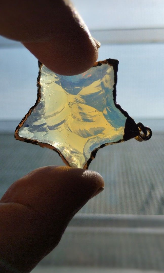 Natural flashy moonstone pendant (Category: Announcements) located in Manila. Submitted by ztylish2018 (Listing ID 1462988974, Image 3). Description: Master Healer" that is widely used to amplify energy, promote mental clarity, and cleanse negative influences. Free sf try J&T Payment; gcash.