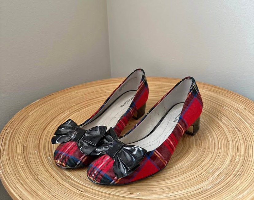 Naturalizer - Red Plaid Low Heel Pumps (Category: Heels) located in Quezon City. Submitted by cheerupbby (Listing ID 1463072477, Image 1). Description: Personal item. I will ship when I get back to the Philippines from Canada in Nov 2026 or February 2027. Note: I will only bring what is SOLD. 📍 QC - location sa pinas Can ship thru lalamove or j&t.