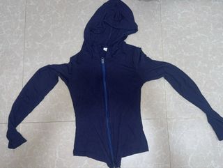 （分類：）位於 。 由 bianca.sells 提交（商品編號 1463100792，圖片 1）。簡介： 。