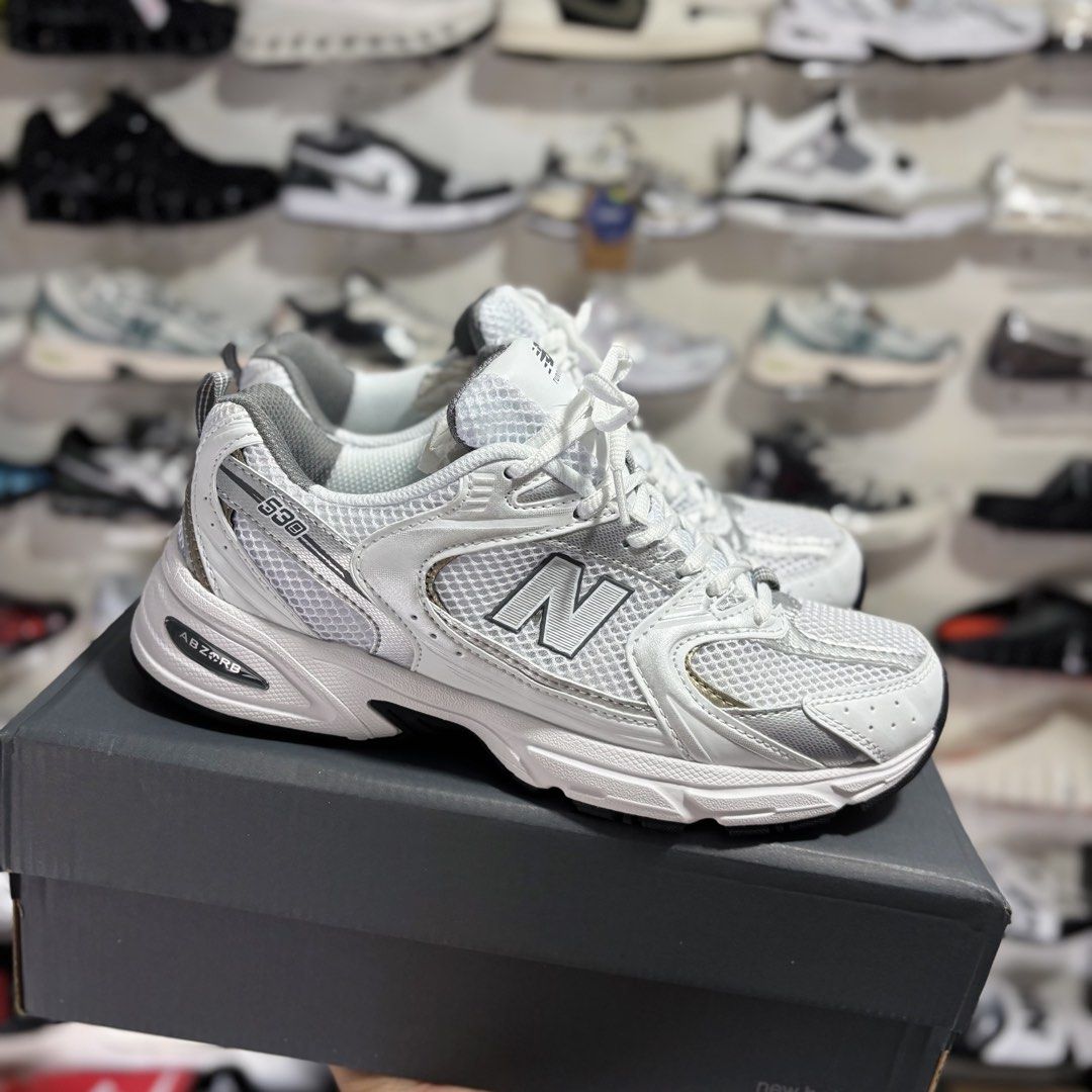 Nb 530 (Category: Sneakers) located in San Nicolas. Submitted by sneakerfreakerph (Listing ID 1462932476, Image 1). Description: 36-45.