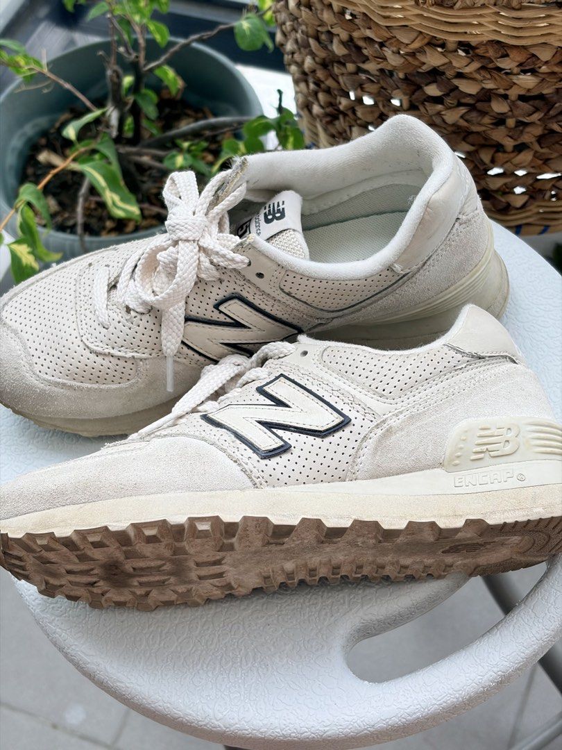 New Balance 574 Perforated Suede Sneakers (Category: Sneakers) located in Cebu City. Submitted by loar.jennifer (Listing ID 1462906777, Image 3). Description: New Balance 574 (NB) Size: 24 cm / US W: 7 Color: Classic Beige/cream Price: 3,500 Rarely used; wrong size No box Pick up at: Galleria Residences Cebu City Meet up: Ayala Center Cebu or SM City Cebu Shipping: Via LBC + 300 .