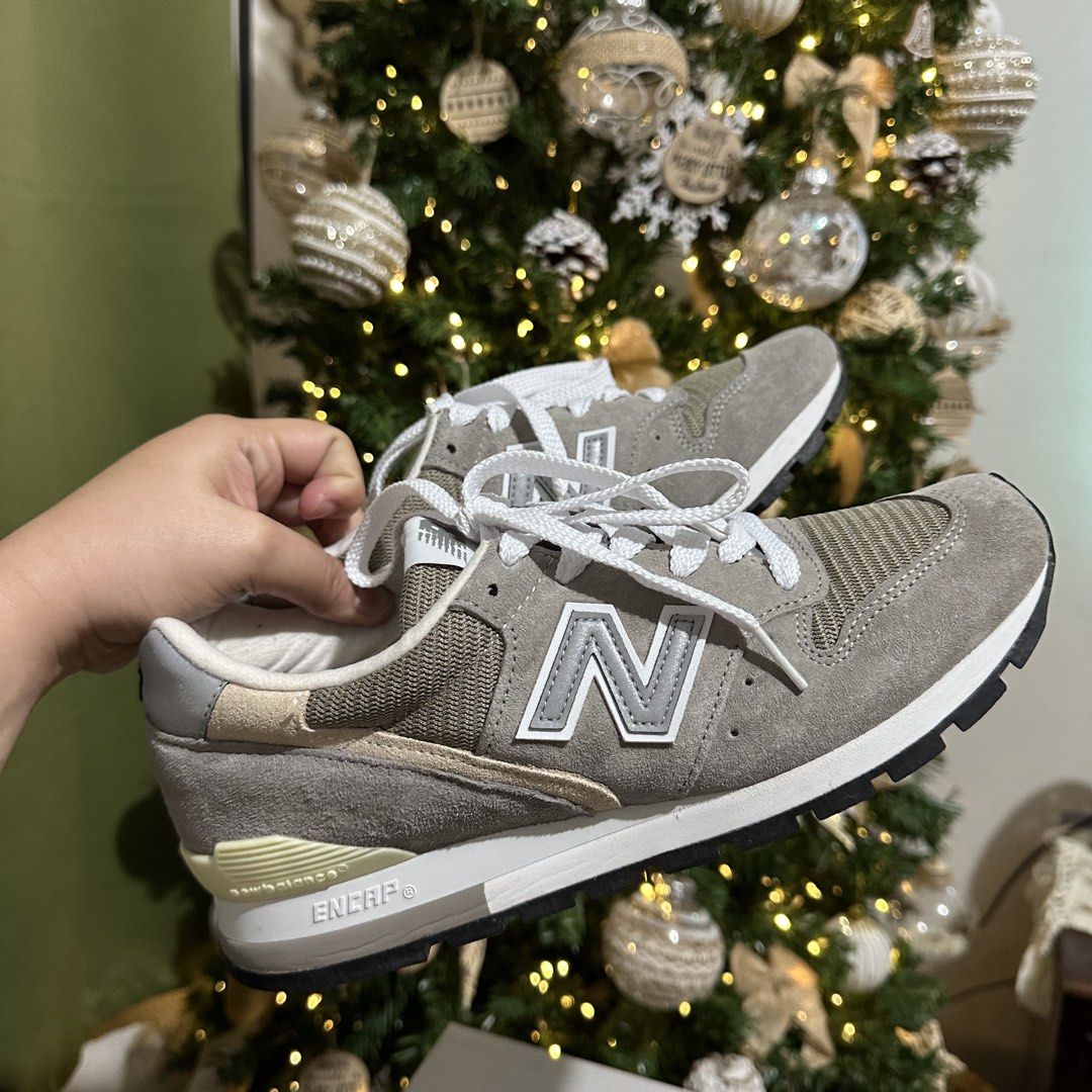 NEW BALANCE 996 Shoes (Category: Sneakers) located in Cavite. Submitted by nonon_ (Listing ID 1462948550, Image 1). Description: "NEW BALANCE MADE IN USA 996" • 8 mens 26cm • pigskin suede • japan pasabuy — 8k srp • used once indoor • no any issues, like brand new • ₱4,500 + sf RFS: Wrong size – too big for me. .