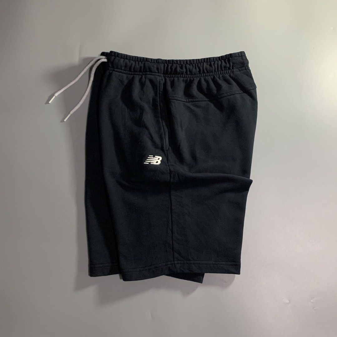 New Balance Essential short (Category: Shorts) located in Davao. Submitted by jandyfuert21303 (Listing ID 1463040435, Image 2). Description: Excellent condition No issue Need wash only 9/10 28 - 36 x 19.