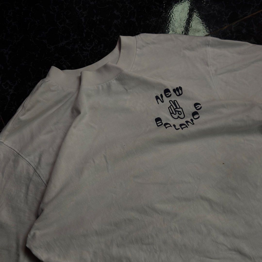 New Balance Graphic Tee (Category: Tshirts & Polo Shirts ) located in Ozamiz City. Submitted by vanouy (Listing ID 1463035025, Image 3). Description: Washable stain.