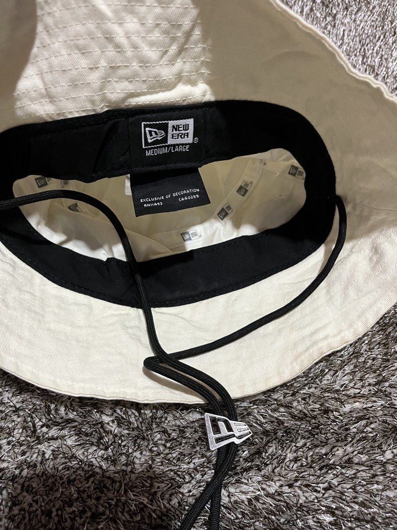 new era (Category: Activewear) located in Marawi City. Submitted by fixation_05 (Listing ID 1463111980, Image 2). Description: freeship ofsa excellent condition .