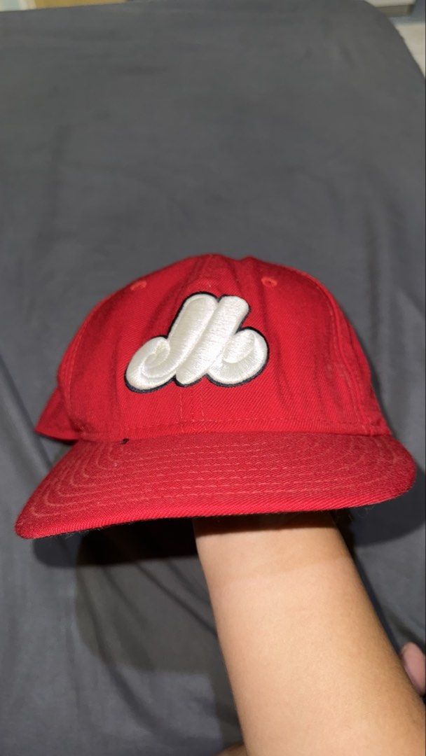New Era 59FIFTY Cooperstown Red Baseball Cap (Category: Caps & Hats) located in Manila. Submitted by nobleangel (Listing ID 1462921361, Image 1). Description: - Red New Era 59FIFTY Cap - Size: 7 (58.7cm) - Cooperstown Collection logo inside - MLB logo on the back - Minor marks on the brim - Ideal for baseball enthusiasts.