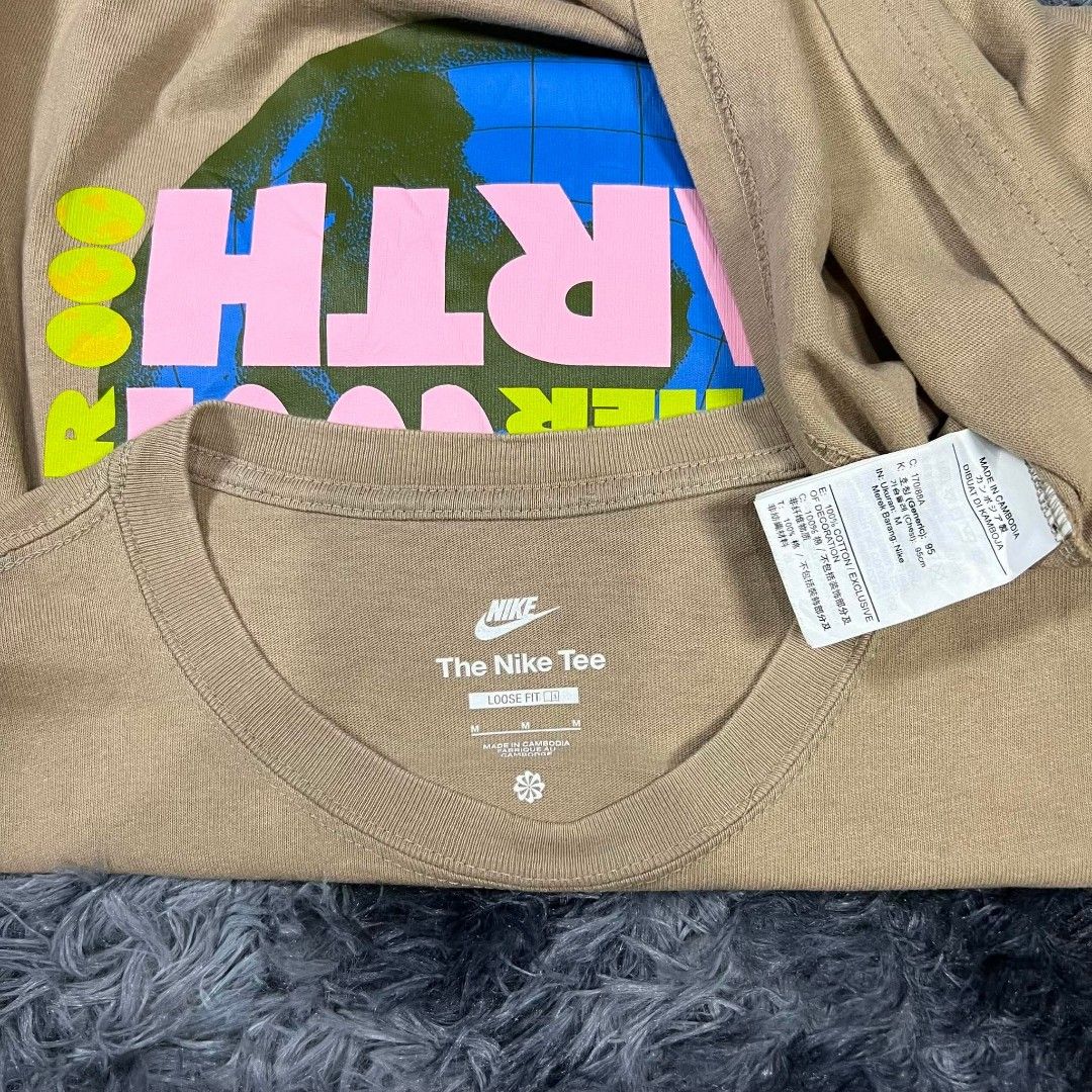 Nike (Category: Activewear) located in Davao. Submitted by thrft2jerusalem (Listing ID 1462940069, Image 3). Description: 10/10 color rate excellent condition issue:none dimes: 22x29 size: M can ship nationwide thru: jNT or LBC PAYMENT FIRST POLICY payment method gcash bank transfer all items are THRIFTS limit your expectations Mindanao, Davao city.