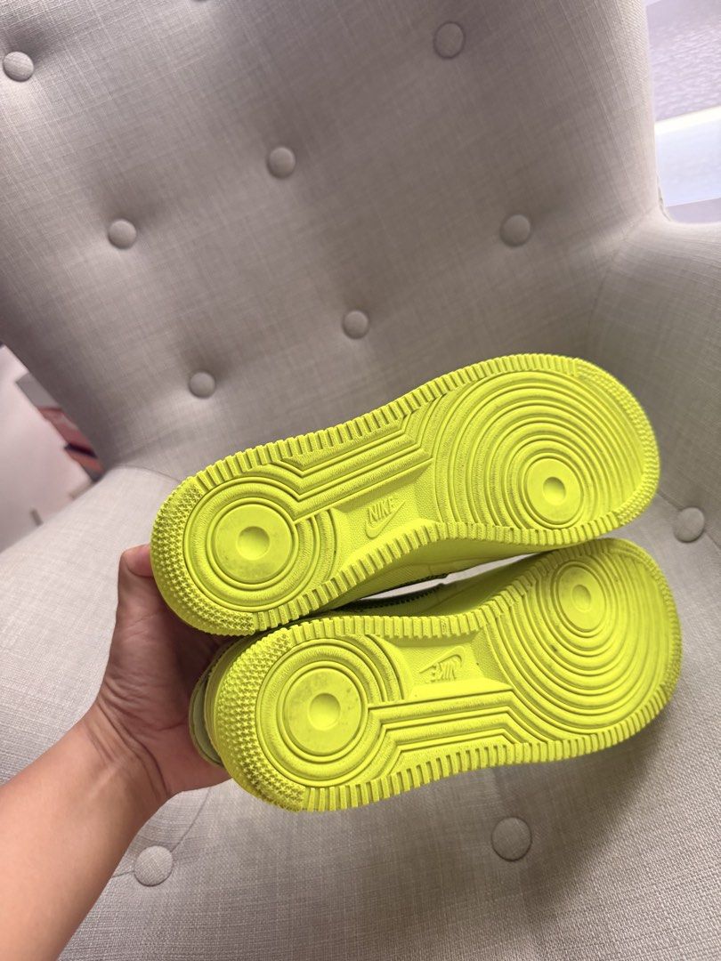 Nike Air Force 1 Low Offwhite Volt (Category: Sneakers) located in Taguig. Submitted by drey_1yah (Listing ID 1463037571, Image 3). Description: Used few times but always cleaning it afterwards. Slightly negotiable. .