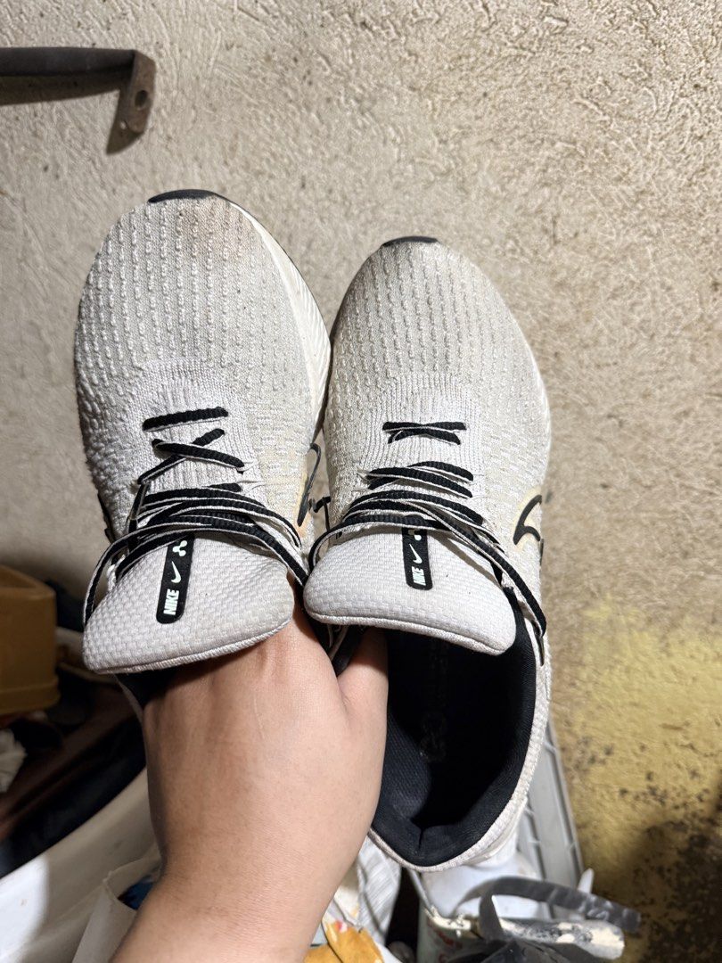 Nike and New Balance Trainers (Category: Sneakers) located in Mandaluyong City. Submitted by haydayyy (Listing ID 1463098845, Image 3). Description: Take all, Nike and New Balance trainers. All size US 9.5. All in all 4 pairs..