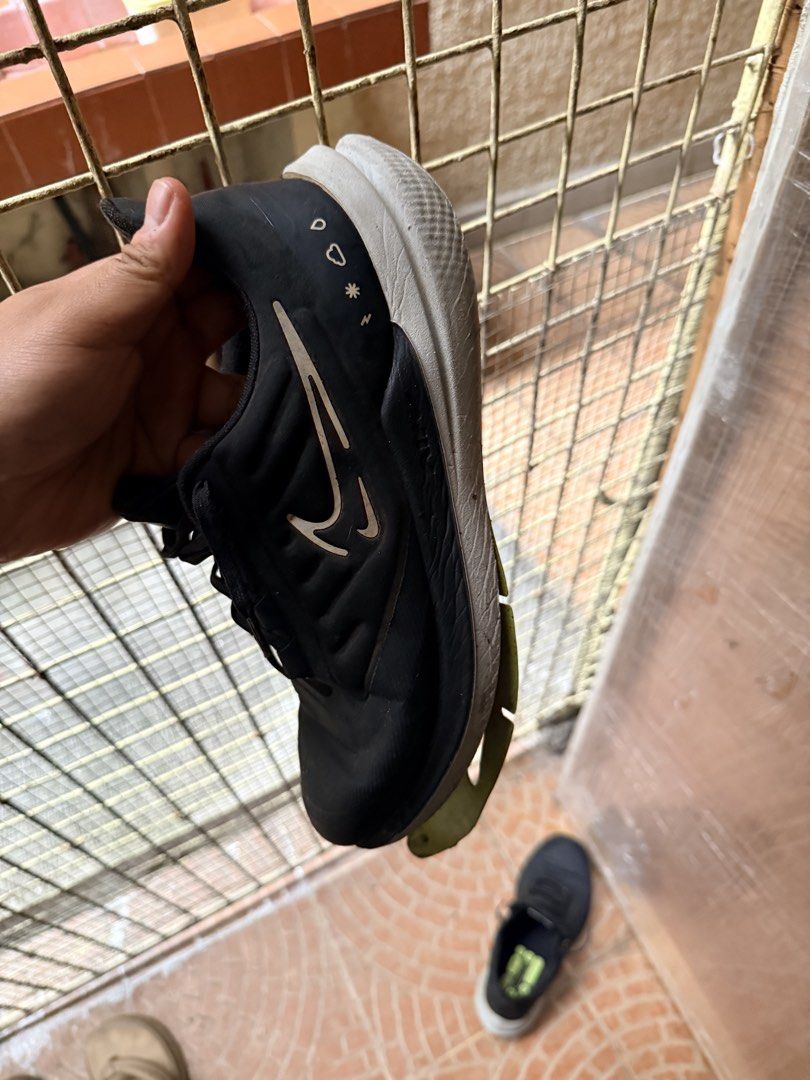 Nike and New Balance Trainers (Category: Sneakers) located in Mandaluyong City. Submitted by haydayyy (Listing ID 1463098845, Image 1). Description: Take all, Nike and New Balance trainers. All size US 9.5. All in all 4 pairs..