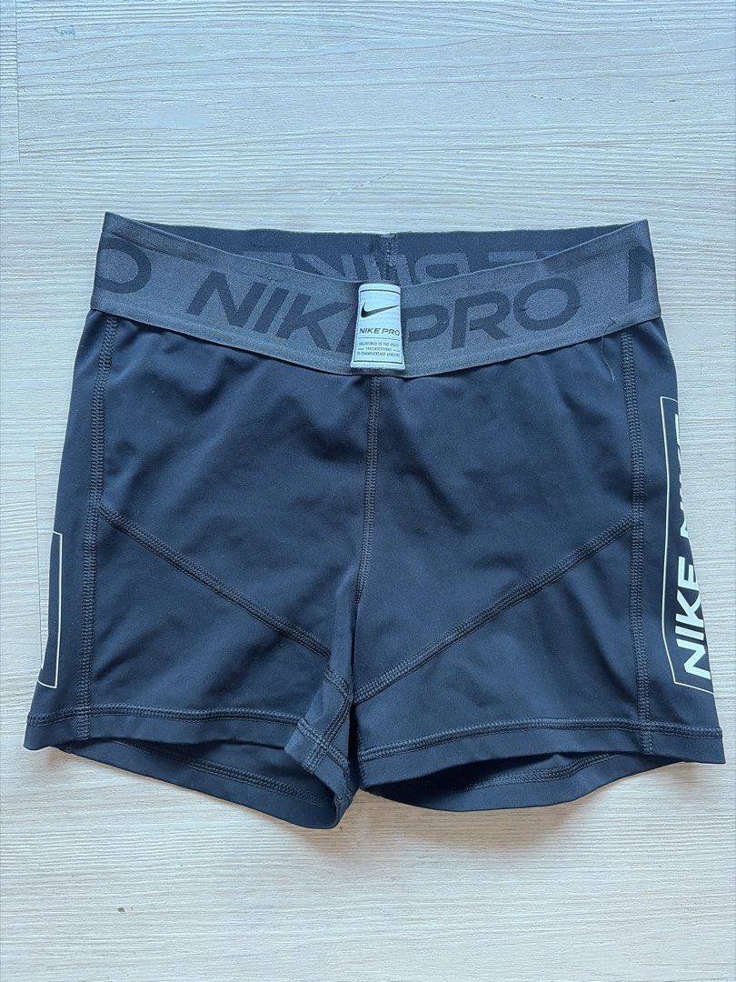 Nike Black Nike Pro Dri-FIT Compression Running Active Shorts (Category: Activewear) located in Quezon City. Submitted by sonyaloved (Listing ID 1462890904, Image 1). Description: - Black Nike Pro Dri-FIT compression shorts - Size: Medium (M) - Ideal for workouts and everyday wear - Elastic waistband with signature Nike Pro branding - Side panel detail with Nike logo - Made in Vietnam.