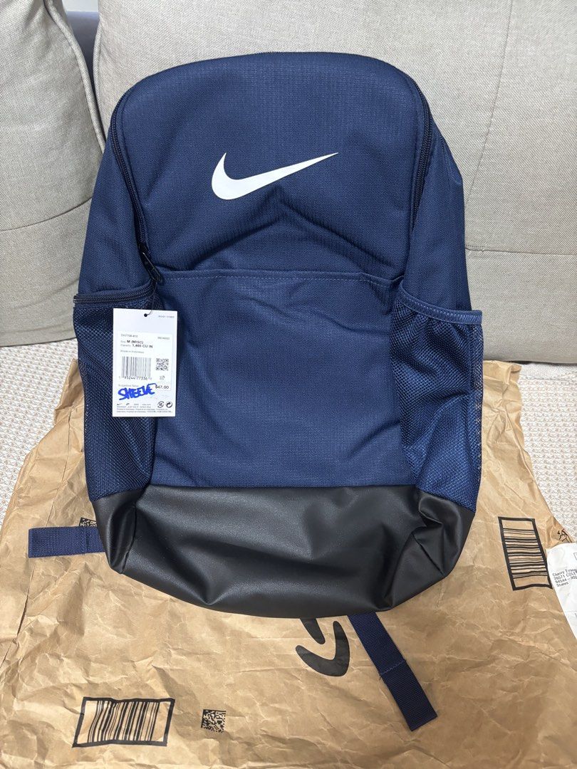 Nike Brasilia 9.5 Training Backpack 24L – Midnight Navy (Category: Backpacks) located in Pasig City. Submitted by sheevecarmona (Listing ID 1463056701, Image 1). Description: BRAND NEW / NEVER USED Original Nike Brasilia 9.5 Training Backpack Style Code: DH7709-410 Color: Midnight Navy / Black / White Capacity: 24L Size: Medium ✅ 100% Authentic ✅ Brand new / never used ✅ Original hang tag attached ✅ Complete and no flaws ✅ Laptop compartment + mu