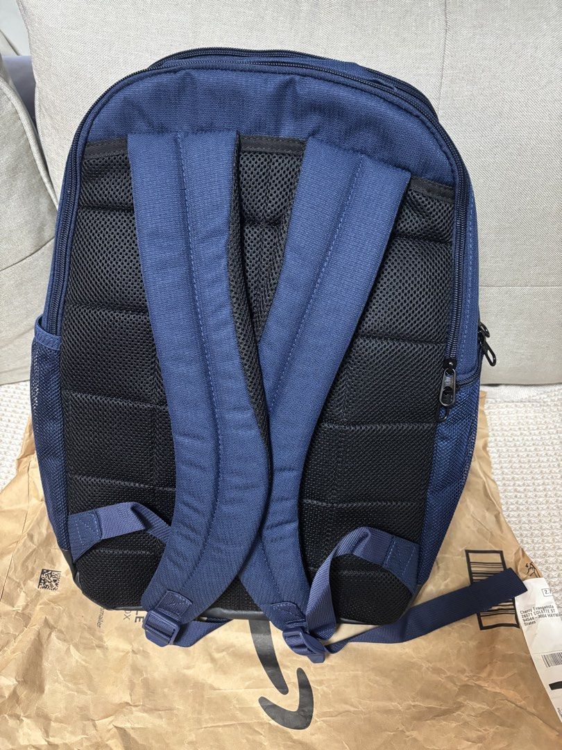 Nike Brasilia 9.5 Training Backpack 24L – Midnight Navy (Category: Backpacks) located in Pasig City. Submitted by sheevecarmona (Listing ID 1463056701, Image 2). Description: BRAND NEW / NEVER USED Original Nike Brasilia 9.5 Training Backpack Style Code: DH7709-410 Color: Midnight Navy / Black / White Capacity: 24L Size: Medium ✅ 100% Authentic ✅ Brand new / never used ✅ Original hang tag attached ✅ Complete and no flaws ✅ Laptop compartment + mu
