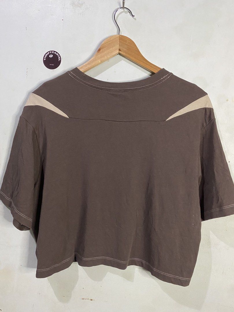 NIKE DOUBLE SWOOSH CROP TOP (Category: Shirts) located in Rizal. Submitted by thrift.cartel (Listing ID 1463095655, Image 3). Description: .