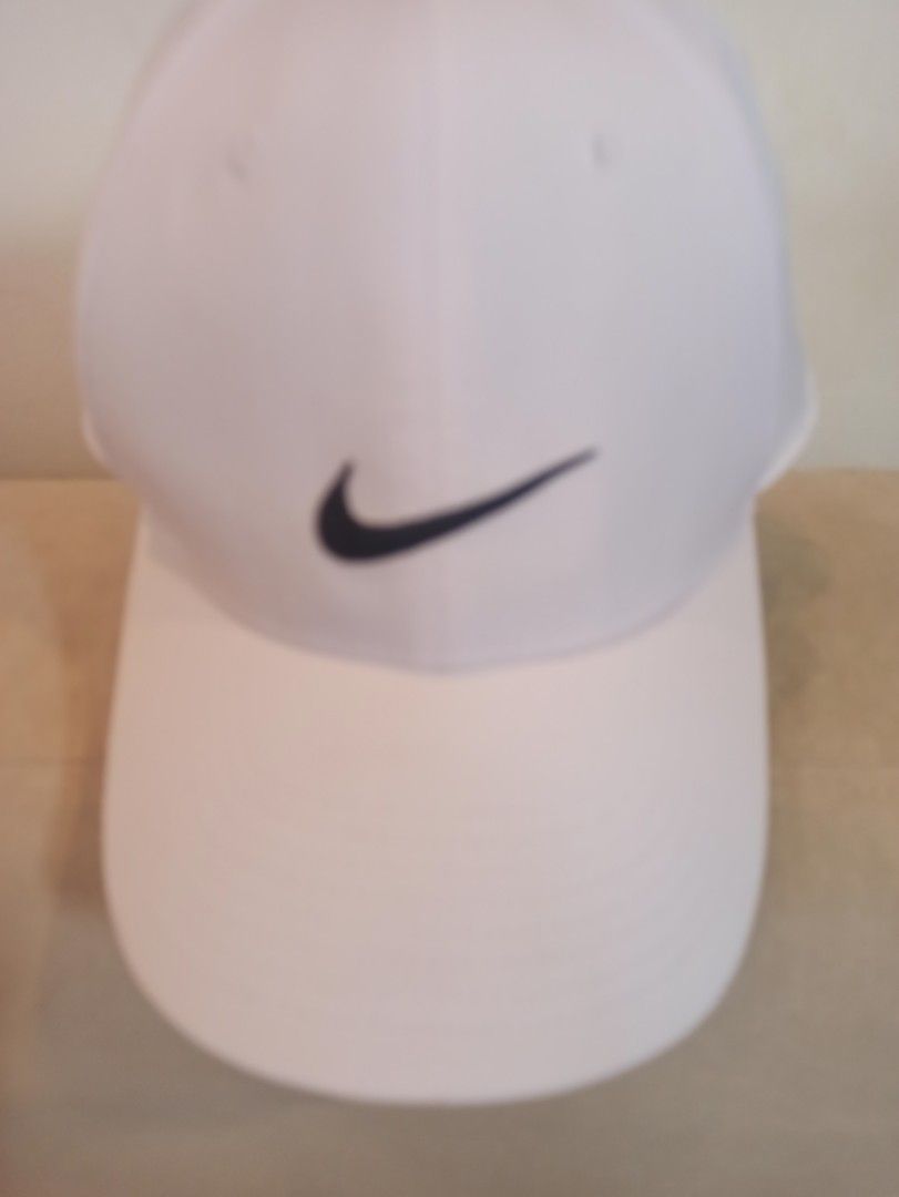 Nike Dri-Fit Legacy91 White Cap (Category: Caps & Hats) located in Caloocan City. Submitted by rtarellano (Listing ID 1462909974, Image 1). Description: - White Nike Cap - Dri-Fit material for comfort and performance - Adjustable strap for a customized fit - Features the iconic Nike swoosh logo - Legacy91 model - Ideal for sports or everyday wear.