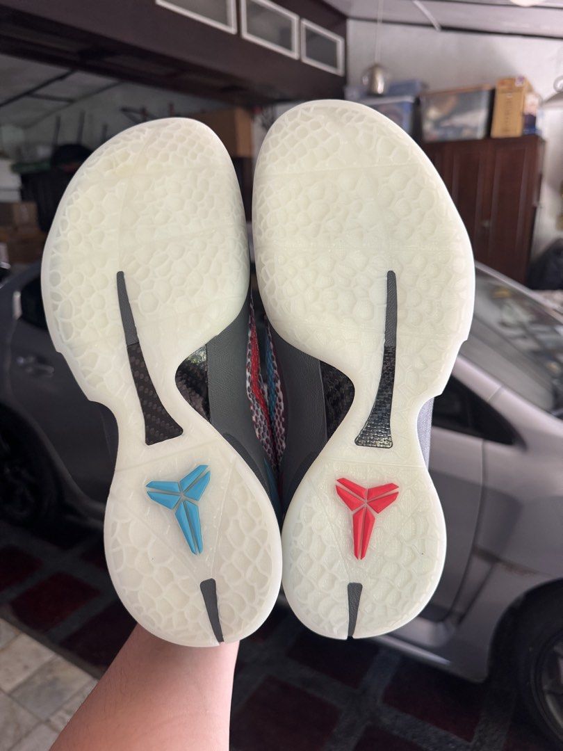 Nike Kobe VI 3D (Category: Sneakers) located in Quezon City. Submitted by chriscats24 (Listing ID 1463040848, Image 3). Description: - Nike Kobe VI Protro 3d - Size: 11 US Men's - Comes with original box - Includes 3d glass Item from Quezon City Mindanao Ave Payment gcash or bpi qr Ship lalamove/lbc/jrs .