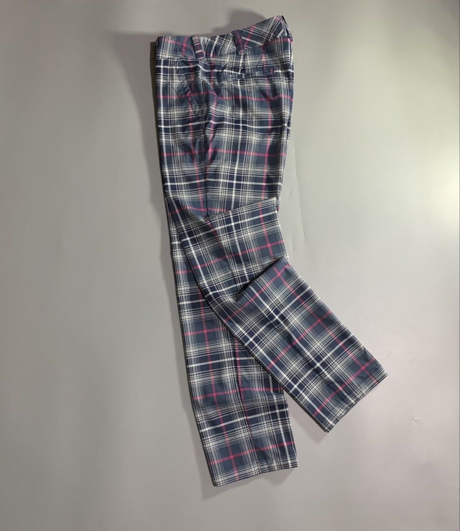Nike performance golf pants (Category: Trousers) located in Davao. Submitted by jandyfuert21303 (Listing ID 1463041279, Image 2). Description: Good as new condition No issues 30-31x 38 7 hem .