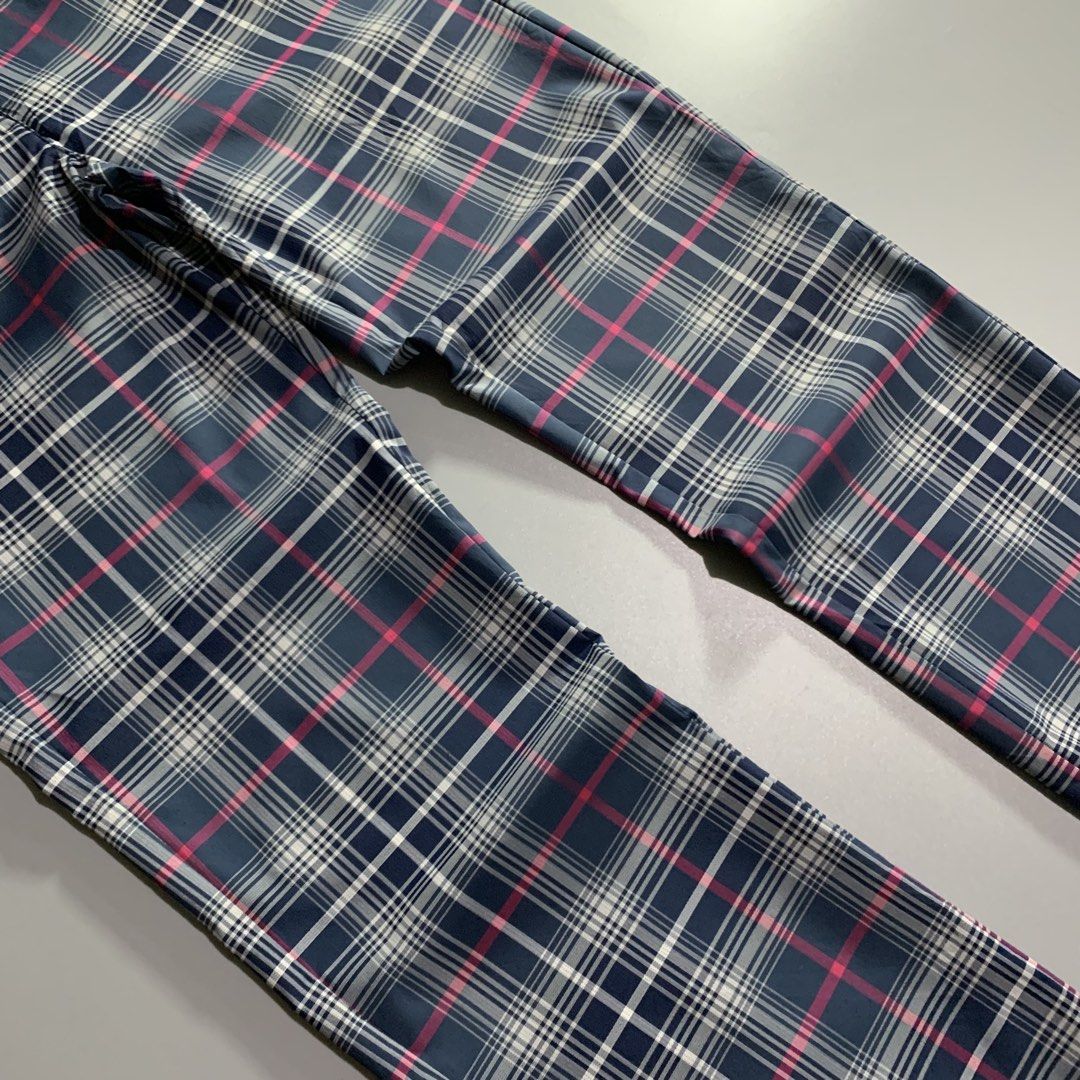 Nike performance golf pants (Category: Trousers) located in Davao. Submitted by jandyfuert21303 (Listing ID 1463041279, Image 3). Description: Good as new condition No issues 30-31x 38 7 hem .