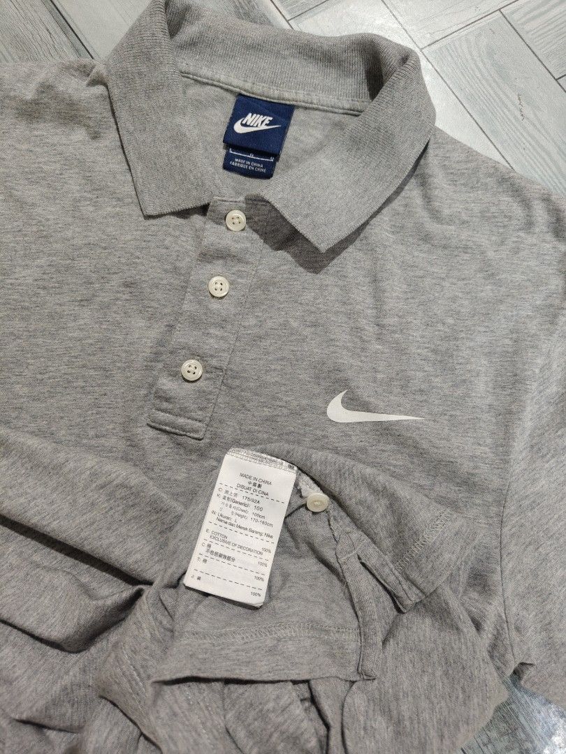 Nike Poloshirt (Category: Tshirts & Polo Shirts ) located in Tacurong. Submitted by groovyf1nds (Listing ID 1462933692, Image 2). Description: Nike Poloshirt Condition: Excellent Color rate: 10/10 Size: Medium to Large Dimes: 18 width, 28 Length .