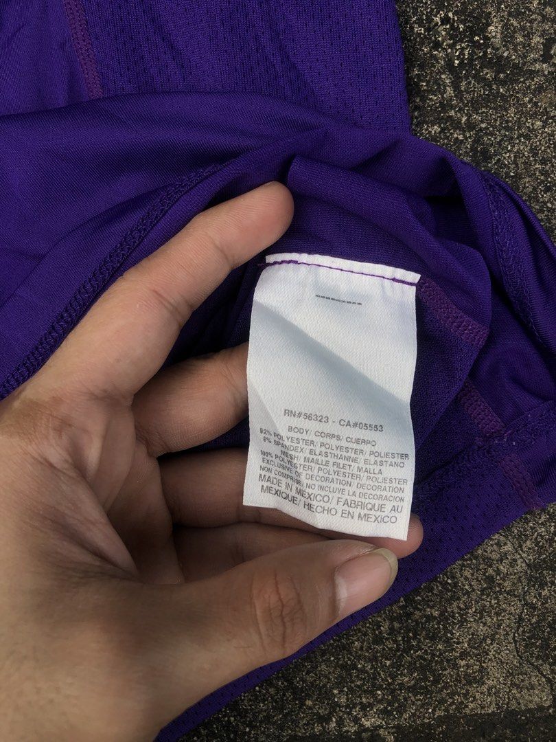 NIKE PRO COMBAT (Category: Activewear) located in Mabalacat. Submitted by makithrift30 (Listing ID 1462978867, Image 3). Description: DIMES: 24x29.5 CONDITION: 9.8/10 COLOR RATE: 9.8/10 ISSUE: NONE.