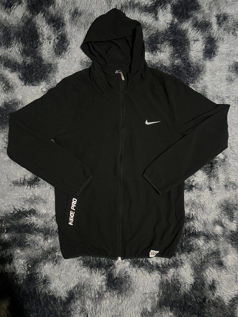 Nike pro DRIFIT running hoodie (Category: Activewear) located in Cebu City. Submitted by drip_block (Listing ID 1463020513, Image 1). Description: Dimes 21x29.