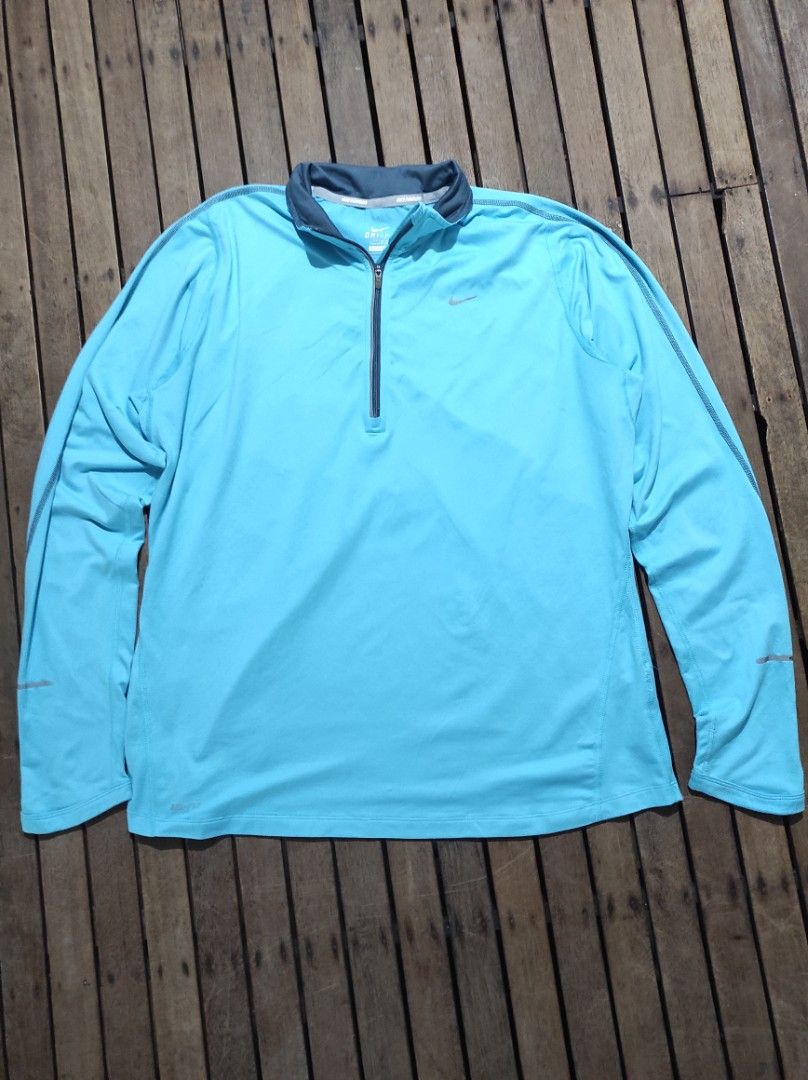 NIKE RUNNING DRI-FIT LONG SLEEVE (Category: Activewear) located in Las Pinas. Submitted by jeusmanlangit (Listing ID 1462915154, Image 1). Description: NIKE RUNNING DRI-FIT LONG SLEEVE SIZE: XL DIMES: W: 23 L: 27 NO ISSUE 550 PESOS LANG DM📩.