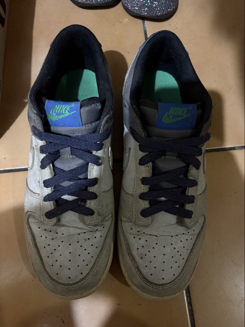 nike sb dunks (Category: Sneakers) located in San Juan City. Submitted by newdeer.0af166 (Listing ID 1463019375, Image 1). Description: FOR SALE: Nike Dunk Low Nike Dunk Low – White/Blue/Grey 📌 Size: 7Y 📌 Condition: Used / good condition 📌 Note: Needs cleaning lang since natambak na 📌 Reason for selling: No longer being used Still wearable and outsole is intact. May visible signs of use, discoloration, and creasing, so please manage expectati