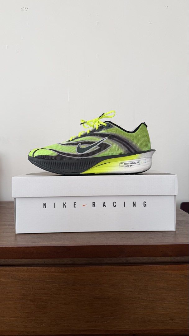 Nike Vaporfly 4 Ekiden Edition (Category: Sneakers) located in Manila. Submitted by 1carlob (Listing ID 1462914599, Image 1). Description: Nike Vaporfly 4 Ekiden Edition US Men’s 10 Gently Used - not for running Comes with original box.