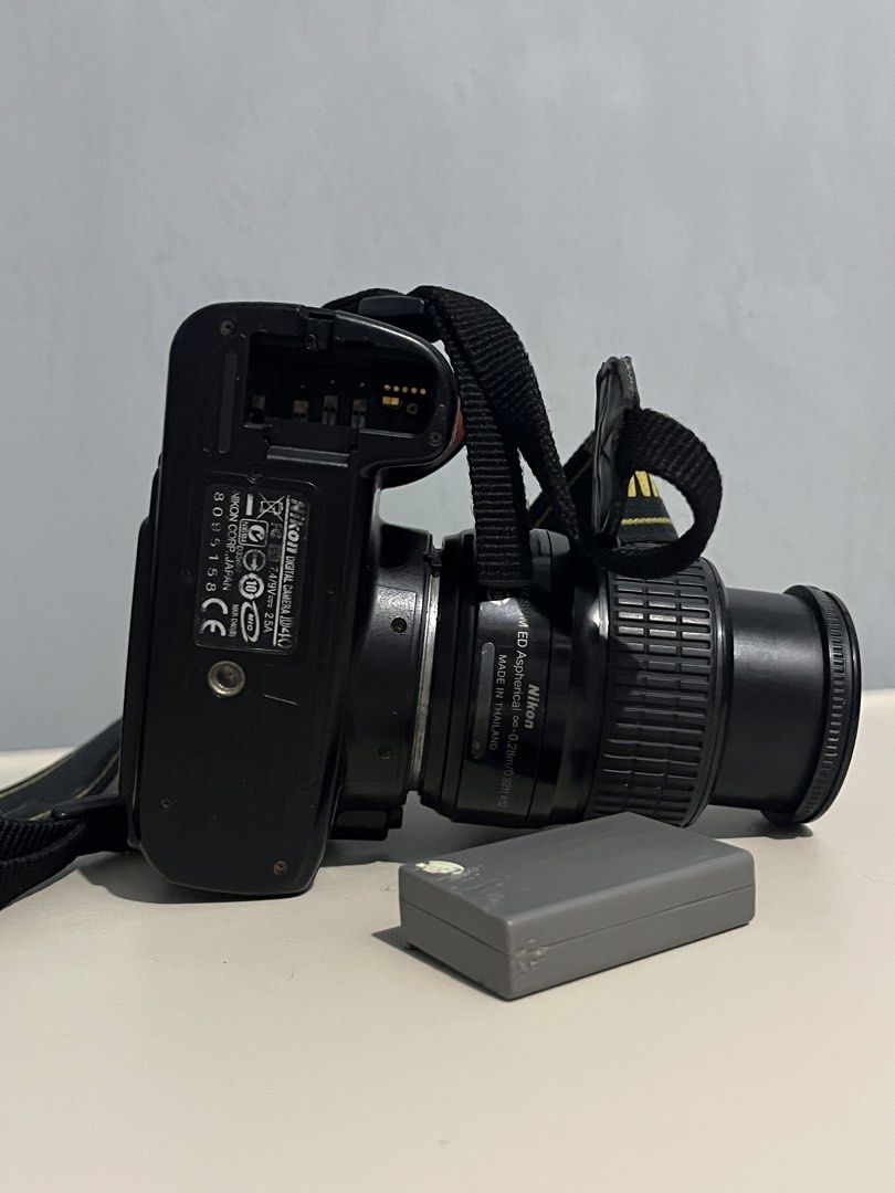 Nikon D70 (Category: Cameras) located in Manila. Submitted by milamartina123 (Listing ID 1462979724, Image 3). Description: not tested, bloated battery selling it as is | for parts tondo, manila loc no return/refund once settled.
