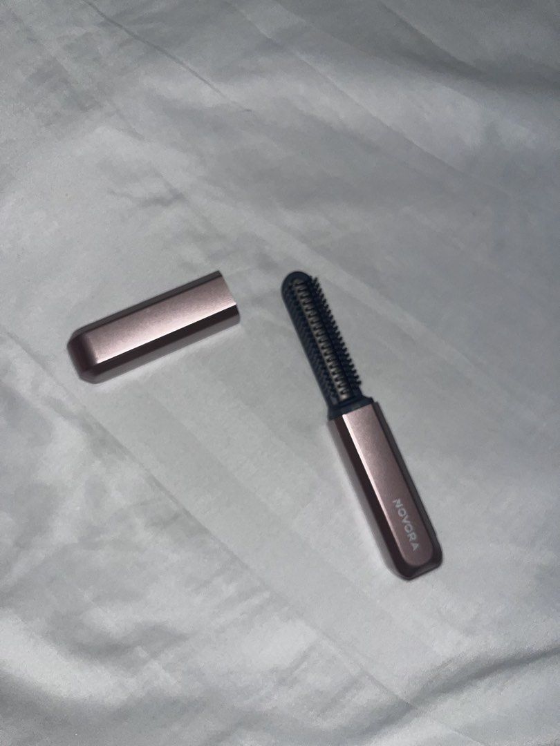 novara cordless heated bangs comb (Category: Hair) located in Quezon City. Submitted by shiikwa (Listing ID 1462951805, Image 1). Description: - ideal for retouch / fixing fringe hair or bangs - have cord included (forgot to include it in picture) - worth it product / safe product to use - bought recently from my impulse buying - reason for sale: i have no time to charge it / retouch due to my schedule.