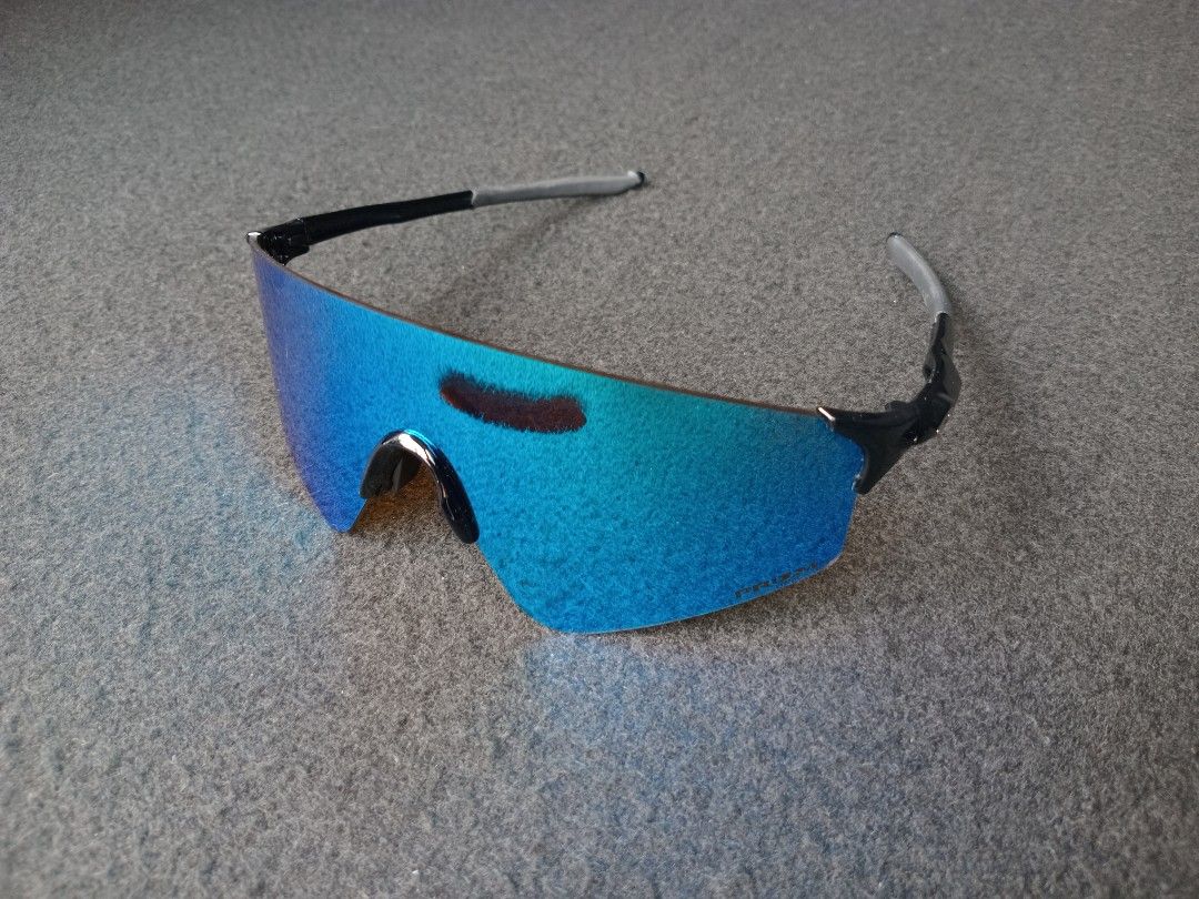 Oakley EVZero™ Blades - BLK/PRZM SAP (Category: Sunglasses & Eyewear) located in Paranaque City. Submitted by digistoryanimations (Listing ID 1462917059, Image 1). Description: Oakley EVZero™ Blades "Polished Black / Prizm Sapphire" Dimensions: Size 38 Lens width (A) 138 mm Lens height (B) 51.6 mm Temple Length (TL) 125 mm Letter size L.
