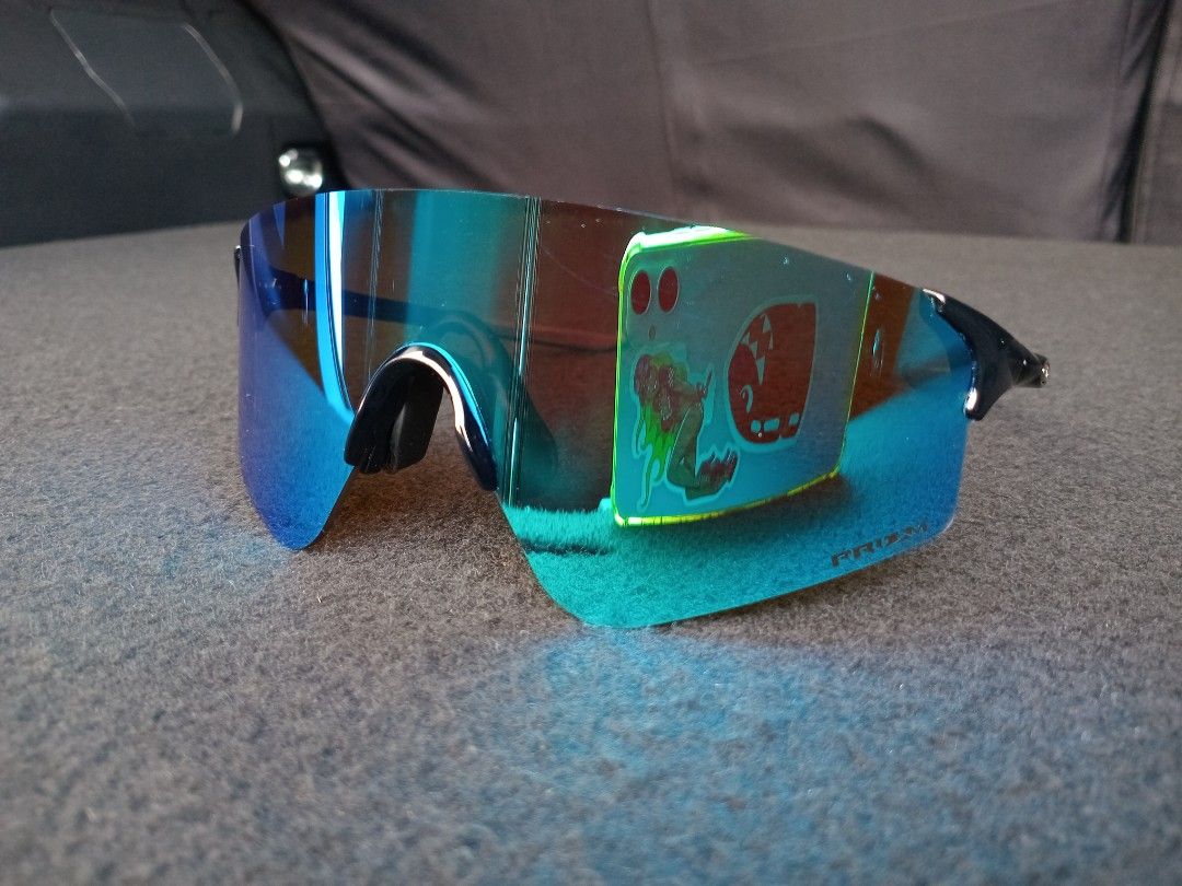 Oakley EVZero™ Blades - BLK/PRZM SAP (Category: Sunglasses & Eyewear) located in Paranaque City. Submitted by digistoryanimations (Listing ID 1462917059, Image 3). Description: Oakley EVZero™ Blades "Polished Black / Prizm Sapphire" Dimensions: Size 38 Lens width (A) 138 mm Lens height (B) 51.6 mm Temple Length (TL) 125 mm Letter size L.