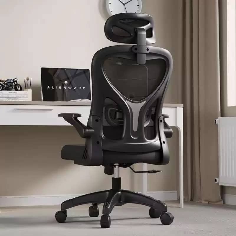 Office chair (Category: Chairs) located in Manila. Submitted by jelai.cybyb (Listing ID 1462972601, Image 1). Description: .
