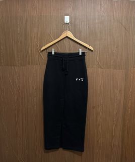 (Category: ) located in . Submitted by streetwear.collections (Listing ID 1463086491, Image 1). Description: .
