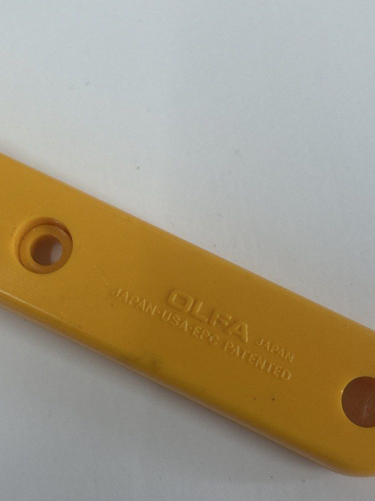 Olfa 28 mm rotary cutter and replacement blades (Category: Other Stationery & Craft) located in Bulacan. Submitted by ourdailybreads (Listing ID 1462891670, Image 2). Description: .