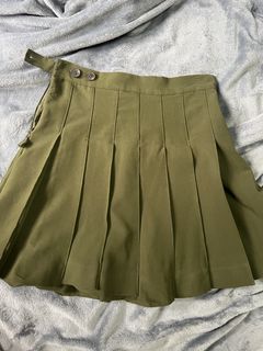 (Category: ) located in . Submitted by hinatacouture (Listing ID 1463057422, Image 1). Description: .