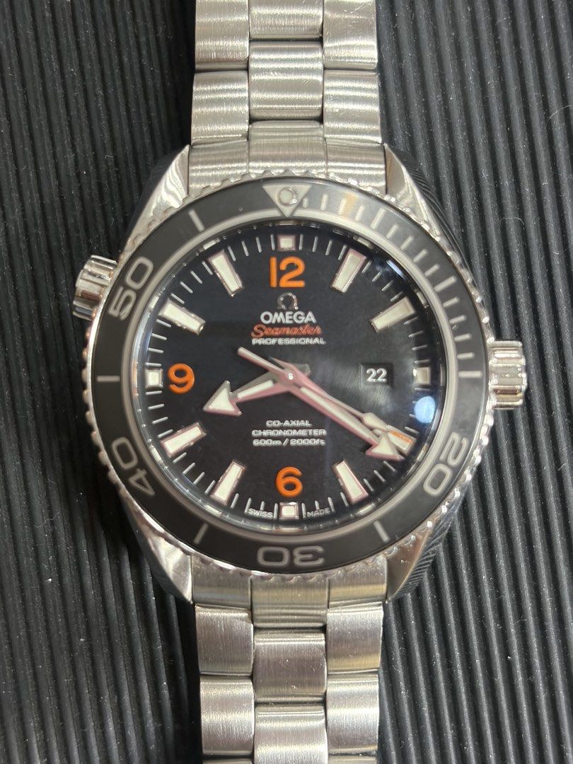 Omega Planet Ocean 37.5mm (Category: Men's Watches) located in Mandaluyong City. Submitted by punywrist (Listing ID 1463020920, Image 1). Description: For sale Omega Planet Ocean 37.5mm Co-Axial Chronometer Very Good Condition 9/10 2018 Japan 600m WR 8520 co-axial automatic movement Ref. 232.30.38.20.01.001 Complete Issue: Box is not in good condition /chipping Rfs: consolidating .