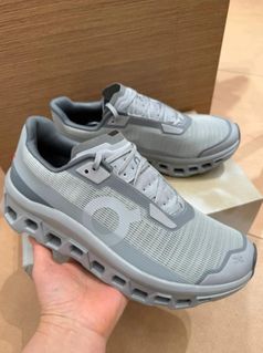 （分類：）位於 。 由 sneakerssssssssssss 提交（商品編號 1462893829，圖片 1）。簡介： 。