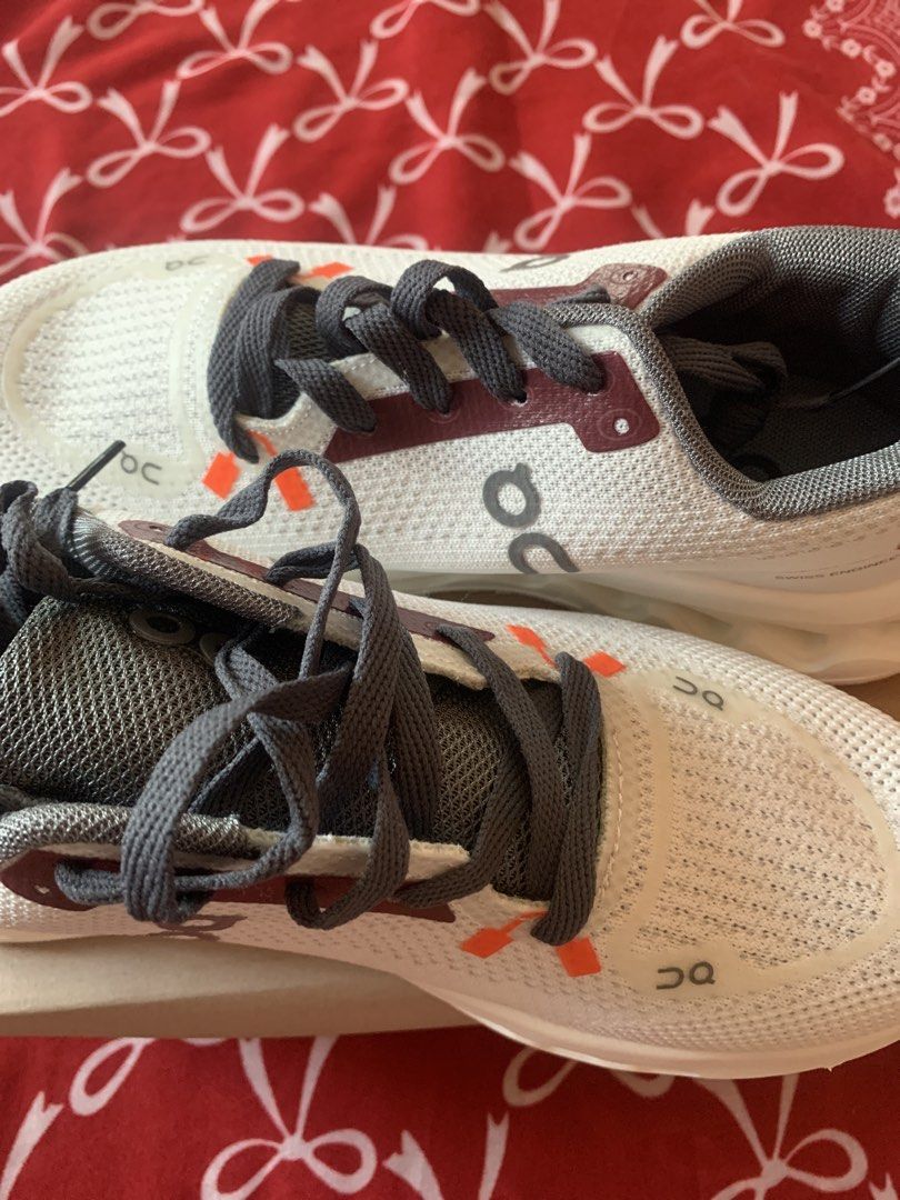 CLASS A On Running Cloudswift (Category: Sneakers) located in Navotas City. Submitted by elaitems (Listing ID 1462899350, Image 3). Description: - White On Running Cloudswift shoes - Comes with the box - Size: 39 - UNISEX - BRAND NEW - Direct from factory.