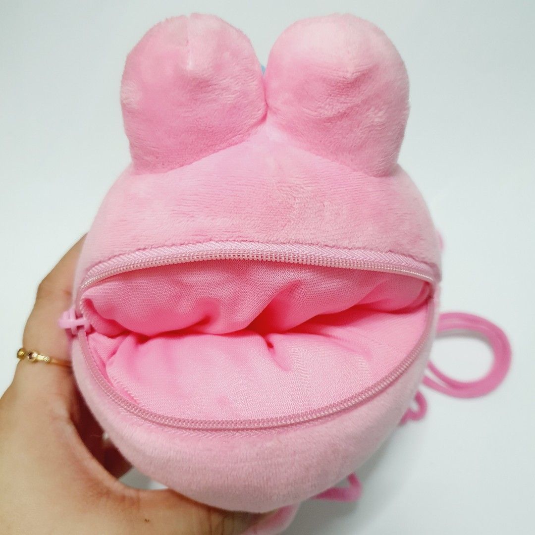 Opanchu Usagi String Pouch Plush (Category: Plushies & Soft Toys) located in Taytay. Submitted by kyo.mono (Listing ID 1463001278, Image 3). Description: 💟Follow us on IG: kyo.mono for faster replies TikTok: kyo.mono_ for videos and review Brand new with paper tag Auth from Japan Actual photo posted.