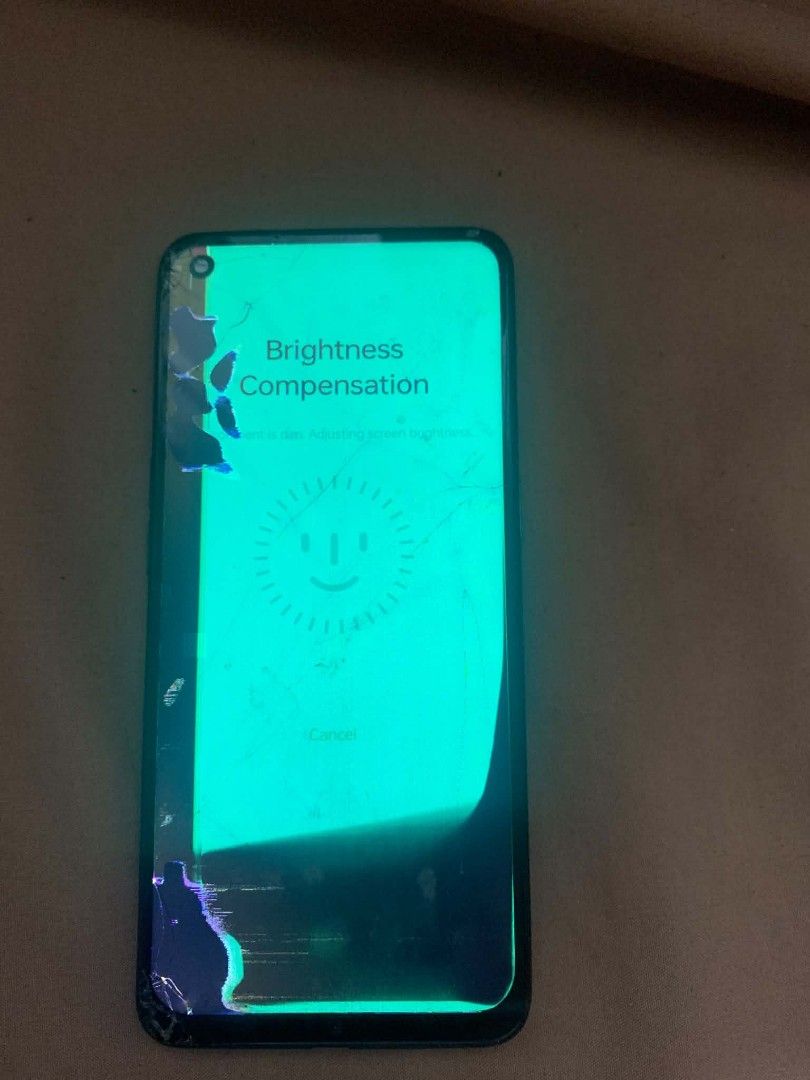 Oppo Reno 5 (Category: OPPO) located in Quezon City. Submitted by goldenhorse_fa13c2 (Listing ID 1462990058, Image 1). Description: For Sale: OPPO Reno 5 PRICE: ₱2,000 FIXED (mura na, basag lang LCD) Location: Quezon City - pwede meetup / lalamove SPECS: - 8GB RAM / 128GB ROM - Snapdragon 720G - pang ML / COD pa rin - 64MP Camera, working na working - 4310mAh Battery, matagal malowbat - Fingerprint & Face Unlock working CONDITION / ISSUE: - Basag