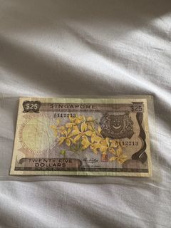 (Category: ) located in . Submitted by printbanknotes (Listing ID 1462910895, Image 1). Description: .