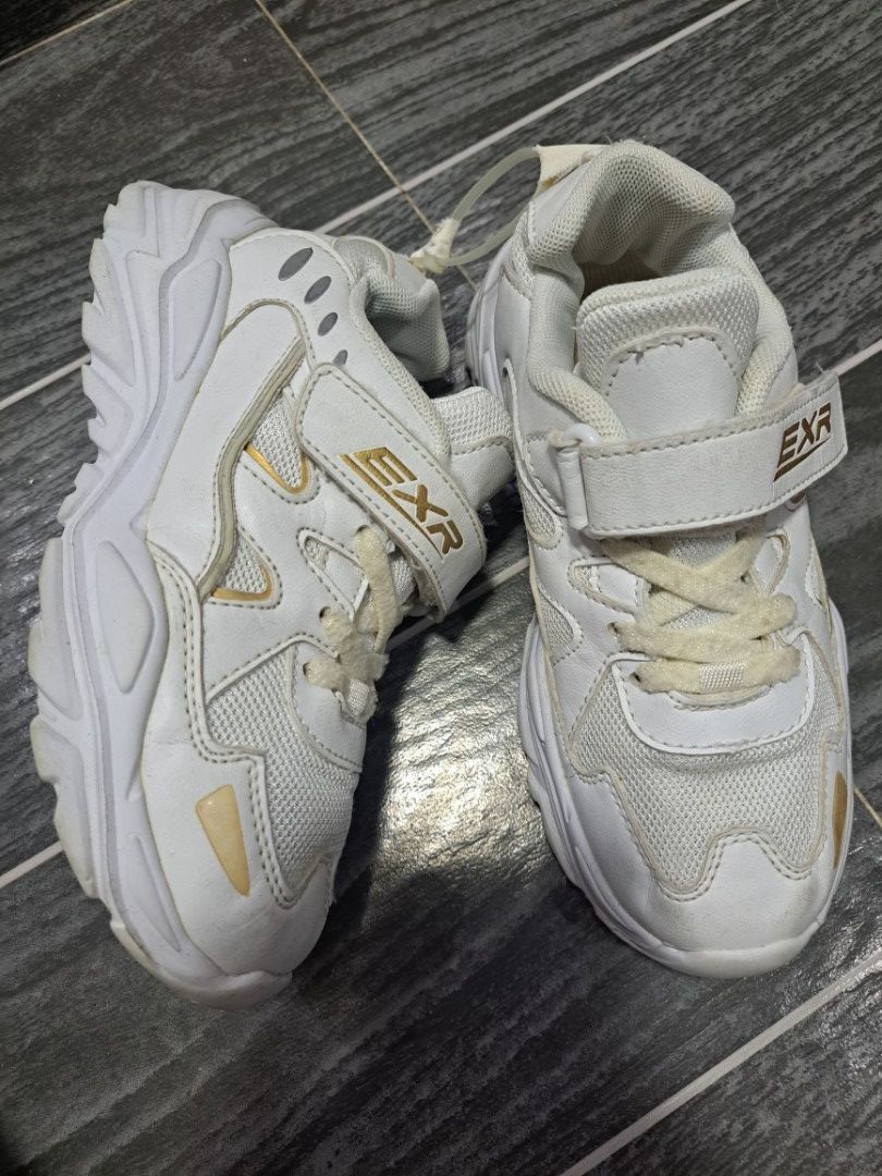 ORIGINAL EXR SHOES FOR KID (Category: Babies & Kids Fashion) located in Manila. Submitted by kimlyncloset (Listing ID 1463037782, Image 1). Description: ORIGINAL EXR SHOES FOR KID US:2 EUR:33.5 CM:21.