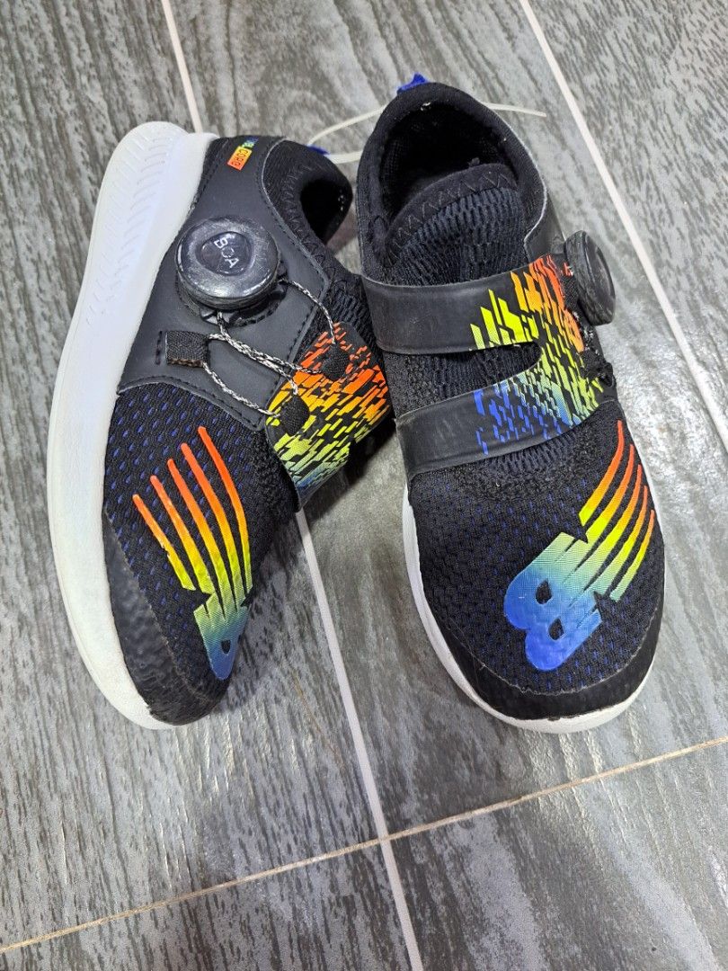 ORIGINAL NEW BALANCE FOR KID (Category: Babies & Kids Fashion) located in Manila. Submitted by kimlyncloset (Listing ID 1463009843, Image 1). Description: ORIGINAL NEW BALANCE FOR KID US:12 UK:11.5 EUR:30 CM:17.5.