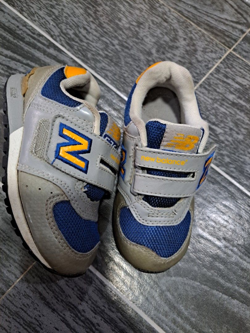 ORIGINAL NEW BALANCE FOR KID (Category: Babies & Kids Fashion) located in Manila. Submitted by kimlyncloset (Listing ID 1463015008, Image 2). Description: ORIGINAL NEW BALANCE FOR KID US:9 UK:8.5 EUR:26 CM:15.