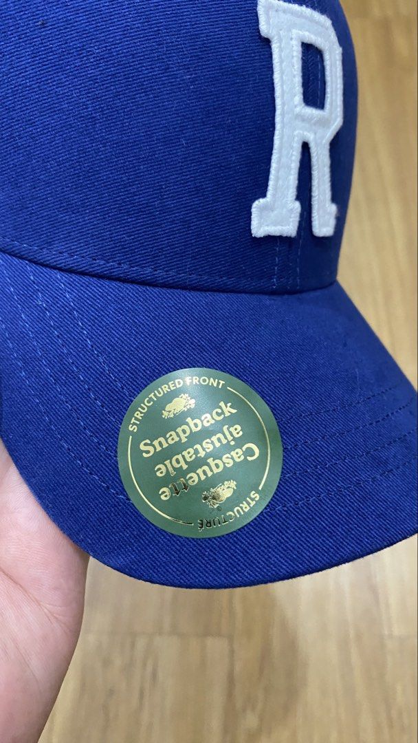 Original Roots Canada blue cap (Category: Activewear) located in Manila. Submitted by truemoon_d2e1ee (Listing ID 1463015353, Image 2). Description: Extra cal bought in Canada Blue unisex cap Pickup.