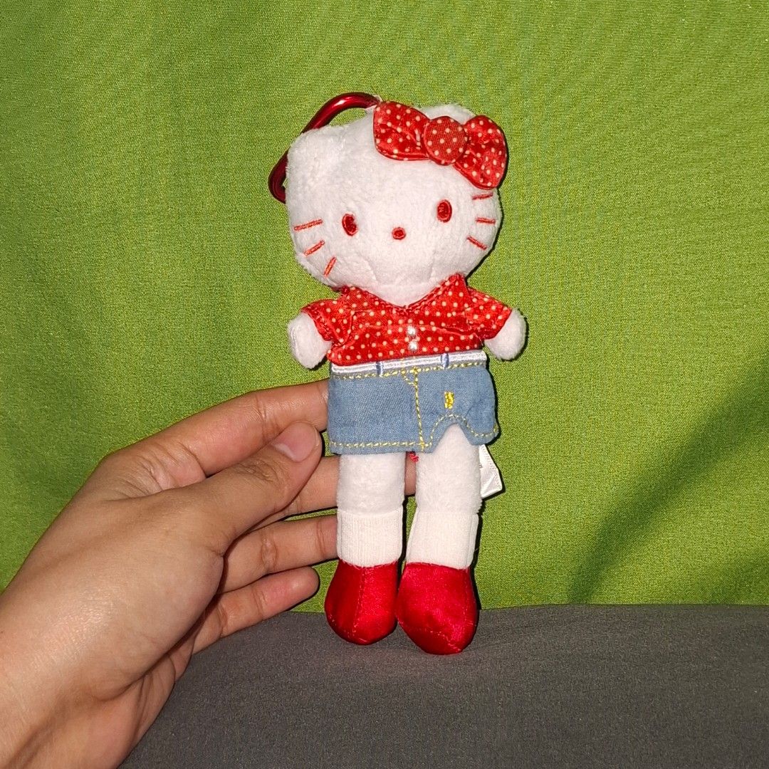 Original Sanrio Hello Kitty long legs charm (Category: Character Goods) located in Adams. Submitted by frog_and_clover (Listing ID 1463039322, Image 1). Description: original sanrio, no paper tag, what you see is what you get..
