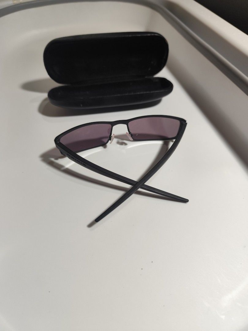 OSIRIS frame (Category: Sunglasses & Eyewear) located in Cebu City. Submitted by icoolectnsellect (Listing ID 1462914358, Image 2). Description: Issue: RX lens. Bought at Garage Sale. Authenticity not Guaranteed, di ko alam if legit or Fake. Buy @ your own Risk. All EyeGlasses or Sun Glasses ay may Grado or Prescription Glasses. Please be careful para di masira mata nyo, you can change the lens and frame na lng kunin. Salamat location CEBU J&T or